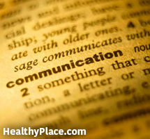 Sund kommunikation understøtter sunde forhold og gendannelse af mental sundhed. Find ud af tre måder at skabe sunde kommunikationer her. Læs dette.