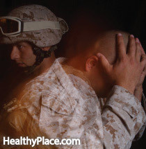 PTSD lider ofte af dem i militæret, men kamprelateret PTSD er ikke den eneste slags. Andre mennesker lider af traumer og PTSD.
