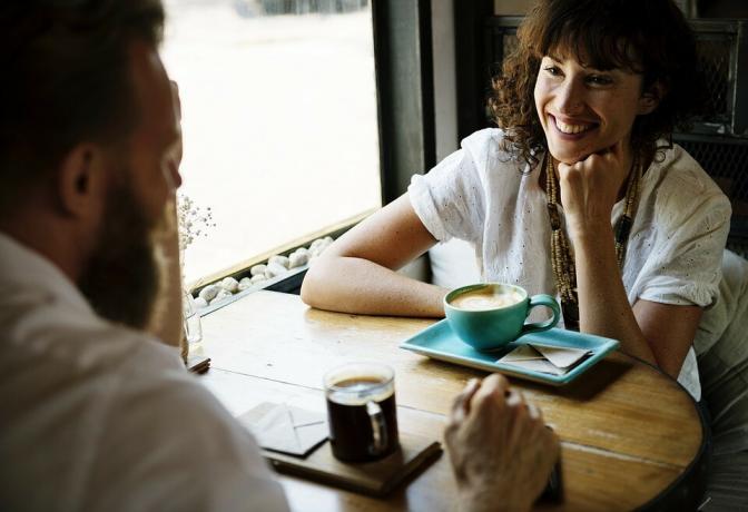 Bipolært stigma er altid til stede, men der er en måde at hjælpe med at ændre det gennem magt i sproget. Læs dette på HealthyPlace og se hvad du synes.