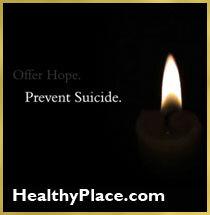 Sådan hjælper du noget med at tænke på selvmord, almindelige metoder til selvmord, depression og selvmordstanker, selvmords familiehistorie, mere.