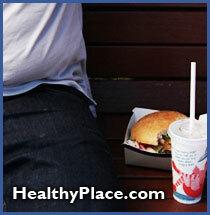 Læger overvejer en person til at være overvægtig, hvis han / hun vejer mere end 20% over forventet vægt for alder, højde og kropsbygning. Morbid eller malign fedme er vægt over 100 pund ovenfor.