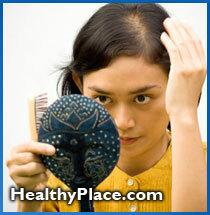 Behandling af trikotillomani kan give lettelse til mennesker, der ikke ved, hvordan man holder op med at trække hår ud. Detaljeret trichotillomania-behandlingsinfo.